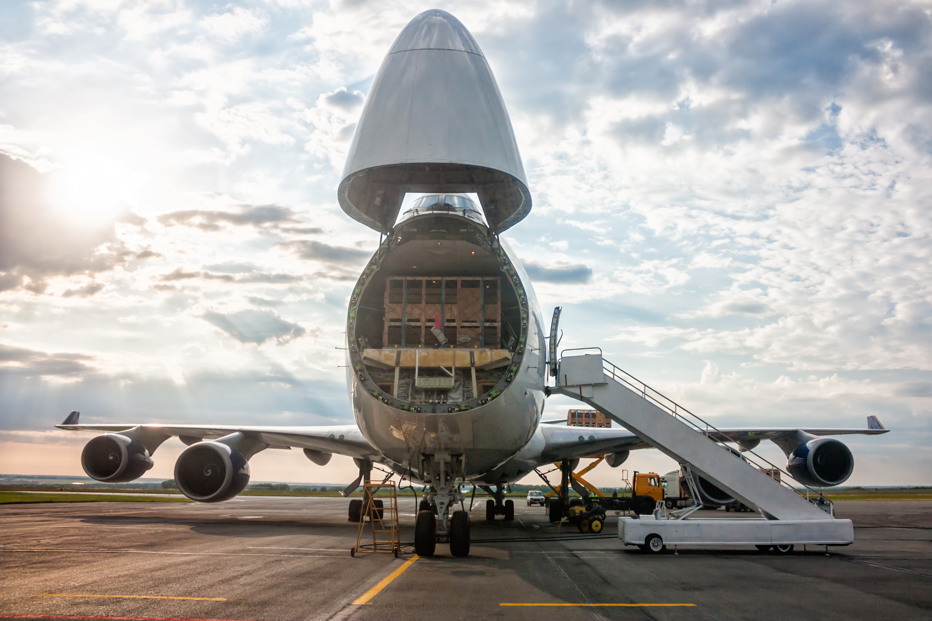 North American Logistics shipping solutions, air cargo, next day air, overnight shipping, red label, 2nd day air, last mile, international shipping, international post
